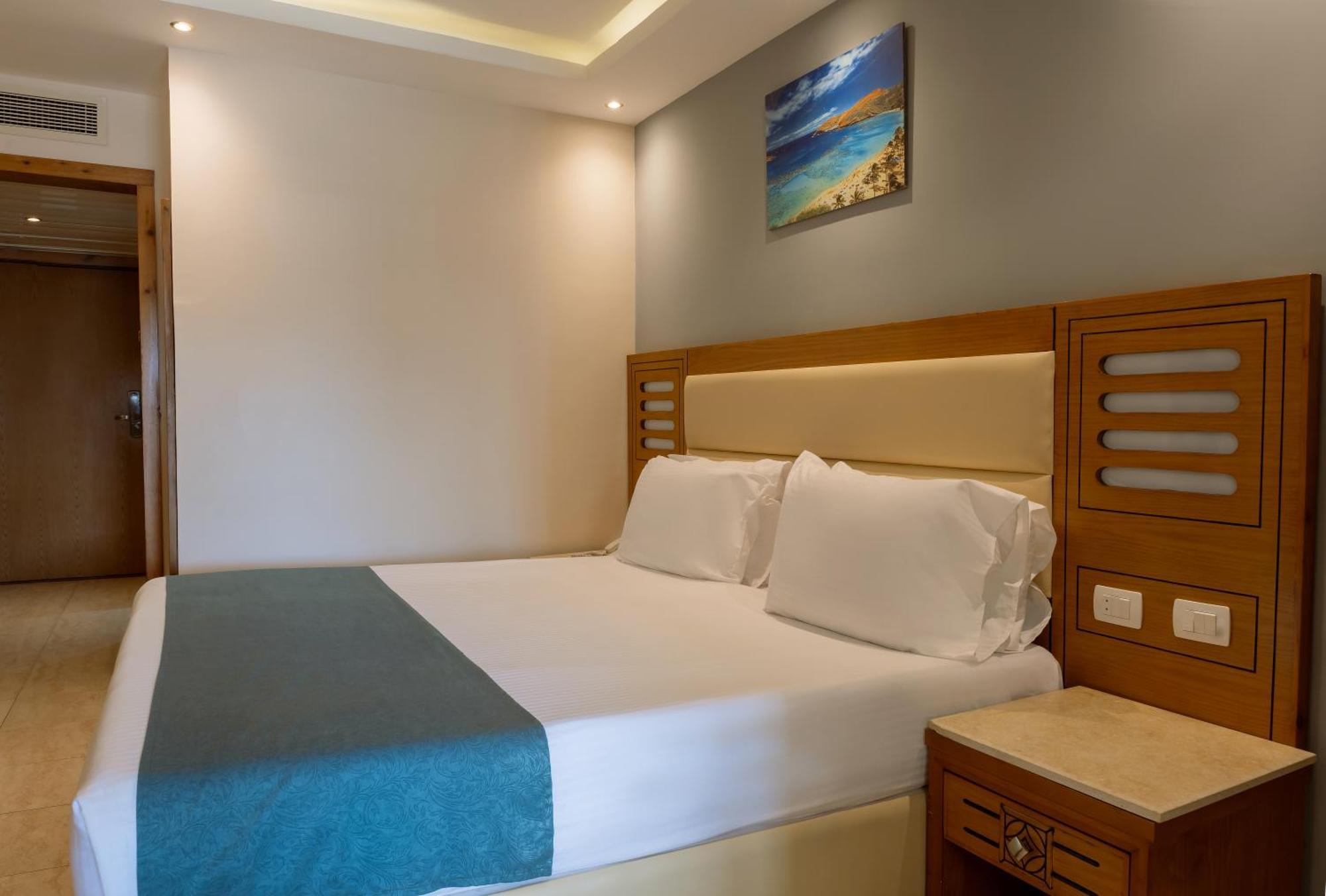 Sunrise Alora Aqua Park Resort Хургада Экстерьер фото